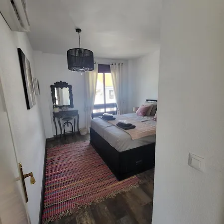 Duplex Penthouse Casa M3 Walking Distance Puerto Banus Апартаменты *