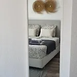 Apartamento Duplex Penthouse Casa M3 Walking Distance Puerto Banus *