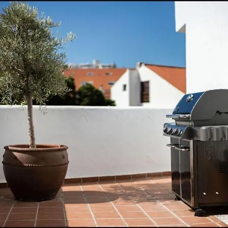 Duplex Penthouse Casa M3 Walking Distance Puerto Banus