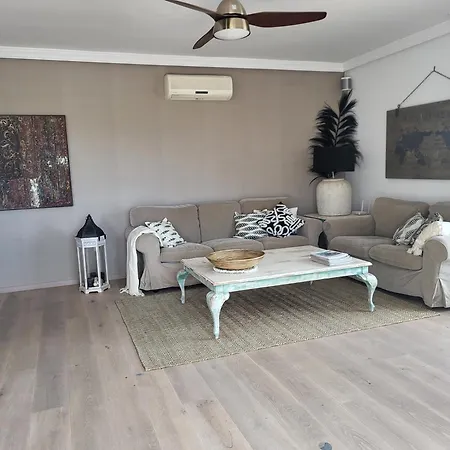 Duplex Penthouse Casa M3 Walking Distance Puerto Banus Marbella