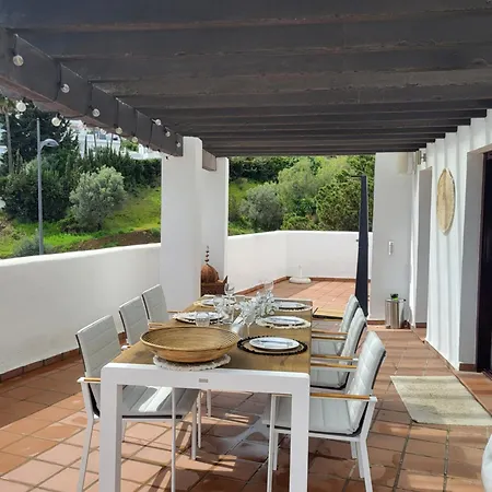 Duplex Penthouse Casa M3 Walking Distance Puerto Banus *