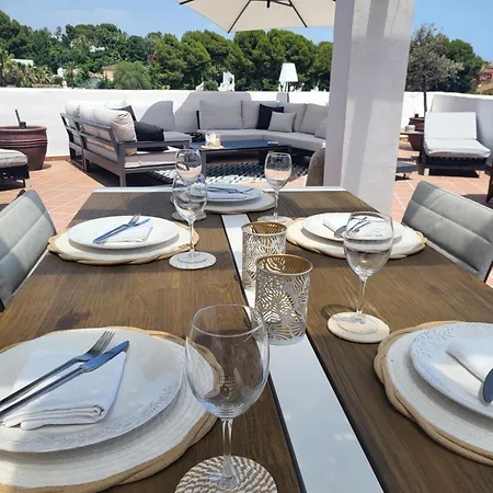 Duplex Penthouse Casa M3 Walking Distance Puerto Banus *