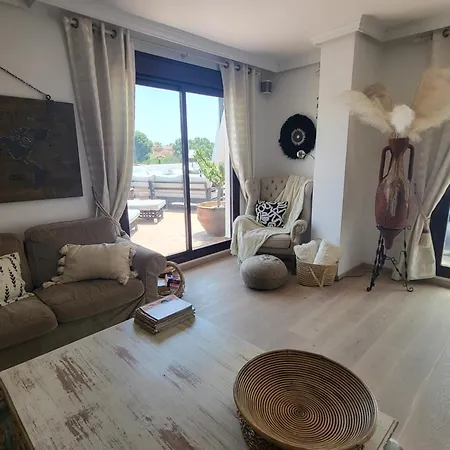 Duplex Penthouse Casa M3 Walking Distance Puerto Banus Apartamento Marbella