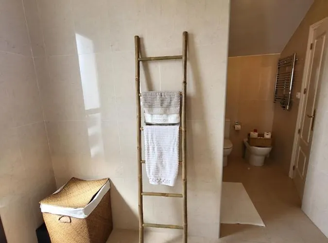 Duplex Penthouse Casa M3 Walking Distance Puerto Banus דירה *