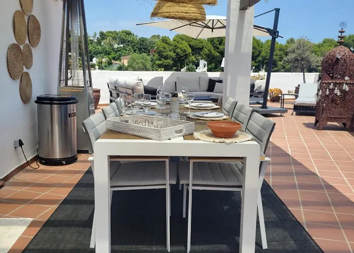 Duplex Penthouse Casa M3 Walking Distance Puerto Banus דירה מארבלה