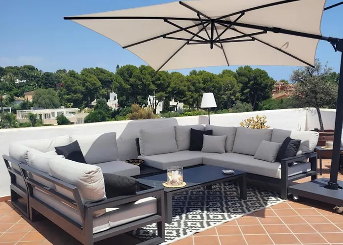 דירה Duplex Penthouse Casa M3 Walking Distance Puerto Banus *